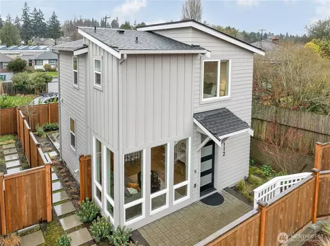 3112 W Raye St, Seattle, WA 98199