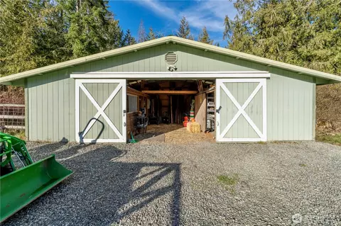 1104 Olson Rd, Sequim, WA 98382 photo 4