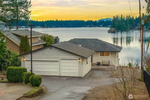 23210 SE 312 St, Black Diamond, WA 98010