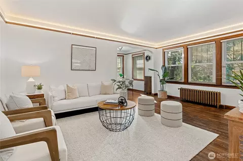 411 Boylston Ave E #207, Seattle, WA 98102