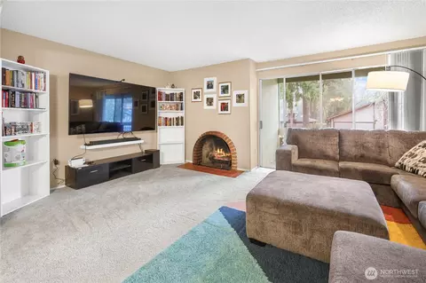 7425 Ruby Dr SW #E14, Lakewood, WA 98498