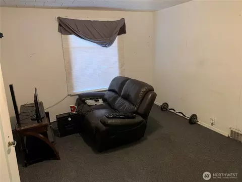 Other - 2515 Oakes Ave, Everett, WA 98201 photo 2 of 5