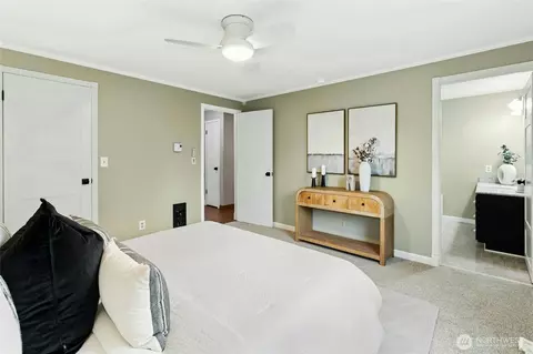 Bedroom - 24 199th Pl SE, Bothell, WA 98012 photo 2 of 4
