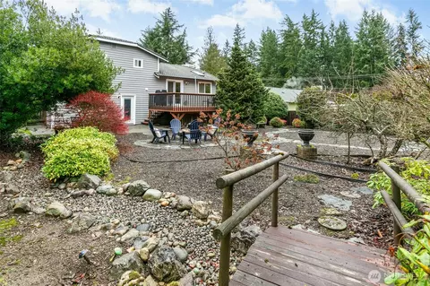 Exterior - 24 199th Pl SE, Bothell, WA 98012 photo 10 of 11