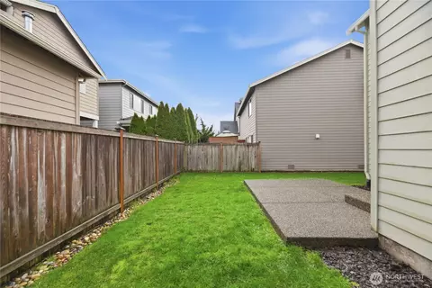 Exterior - 14019 33rd Dr SE, Mill Creek, WA 98012 photo 3 of 4