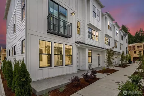 12088 127th Avenue Ct E #71, Puyallup, WA 98374