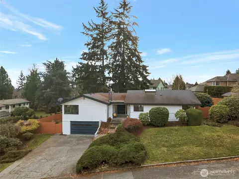3414 166th Pl SW, Lynnwood, WA 98037
