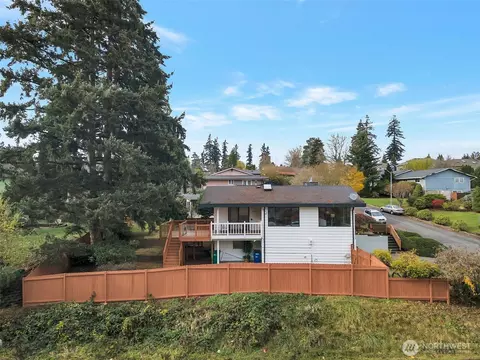 3414 166th Pl SW, Lynnwood, WA 98037
