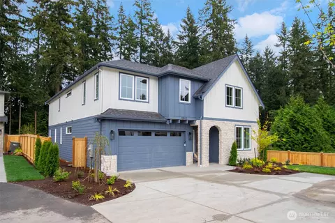 12812 NE 65th Ln, Kirkland, WA 98033