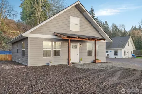 2300 Kelso Dr, Kelso, WA 98626