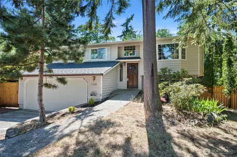10122 50th Pl W, Mukilteo, WA 98275