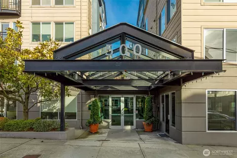 500 Aloha St #211, Seattle, WA 98109