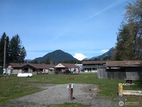 115 E Willame St, Packwood, WA 98361