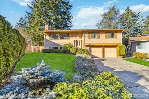 13054 SE 161st St, Renton, WA 98058