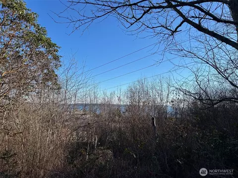 687 W Sims Way, Port Townsend, WA 98368