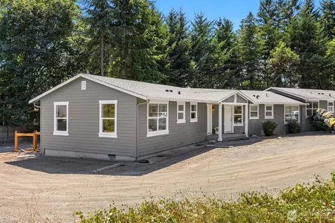 1574 NE Park View Dr #1, Bainbridge Island, WA 98110