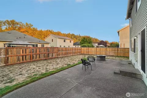 Exterior - 1324 Hansberry Ave NE, Orting, WA 98360 photo 2 of 2