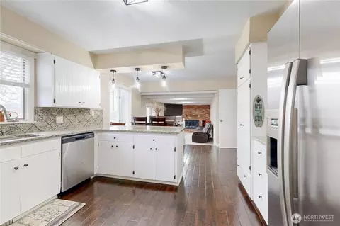 Kitchen - 958 Abbott Rd, Walla Walla, WA 99362 photo 1 of 5