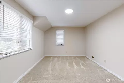 Bedroom - 958 Abbott Rd, Walla Walla, WA 99362 photo 6 of 9