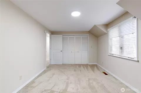 Bedroom - 958 Abbott Rd, Walla Walla, WA 99362 photo 5 of 9