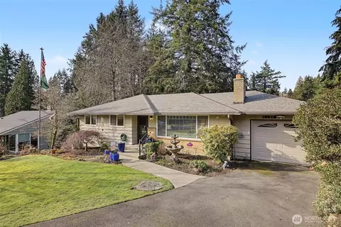18519 Kenlake Pl NE, Kenmore, WA 98028
