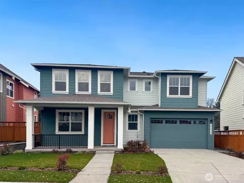 592 SW 97th St #2, Seattle, WA 98106