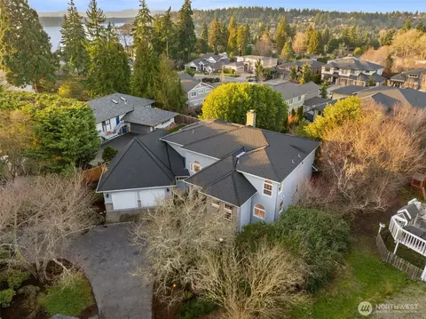 440 SW 185th Pl, Normandy Park, WA 98166