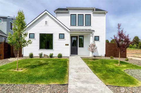 1057 SE Garrison Village Way, College Place, WA 99324