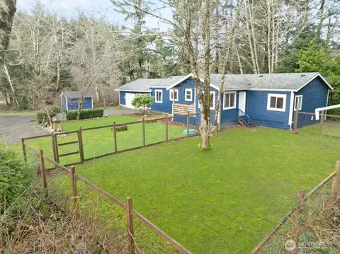10606 Pacific Way, Long Beach, WA 98631