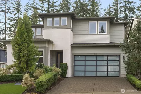 21811 SE 5th Pl, Sammamish, WA 98074
