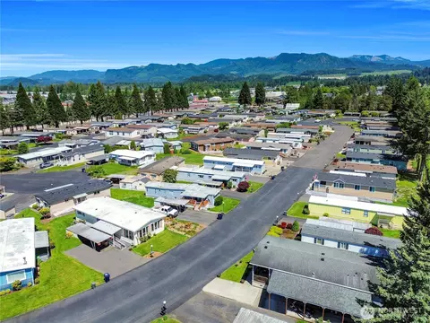 936 Mountain Villa Dr, Enumclaw, WA 98022 photo 23