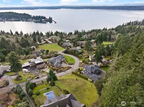 10323 51st St NW, Gig Harbor, WA 98335