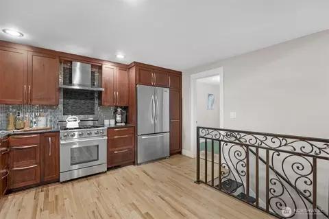 Kitchen - 23619 5th Ave W, Bothell, WA 98021 photo 3 of 3