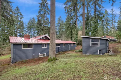 Exterior - 23619 5th Ave W, Bothell, WA 98021 photo 2 of 6