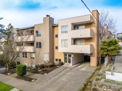 2418 NW 57th St, Seattle, WA 98107