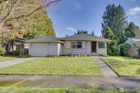 3050 52nd Ave SW, Seattle, WA 98116