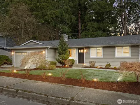 12824 97th Pl NE, Kirkland, WA 98034