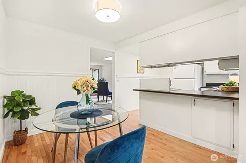Dining - 20224 11th Dr SE, Bothell, WA 98012 photo 1 of 2