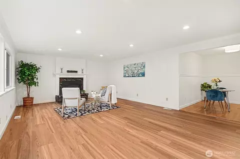 Living - 20224 11th Dr SE, Bothell, WA 98012 photo 1 of 4