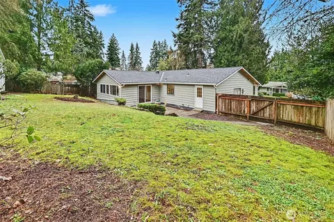 Exterior - 20224 11th Dr SE, Bothell, WA 98012 photo 3 of 9