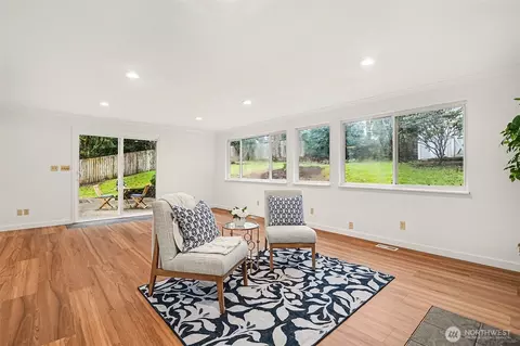 Living - 20224 11th Dr SE, Bothell, WA 98012 photo 4 of 4