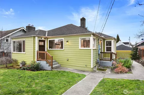 941 N 79th St, Seattle, WA 98103