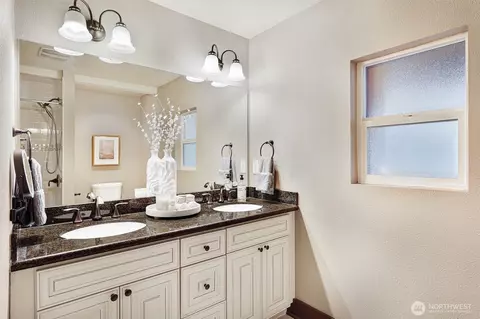 Bath - 941 N 79th St, Seattle, WA 98103 photo 1 of 3