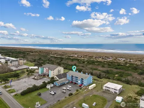 835 Ocean Shores Blvd NW #303, Ocean Shores, WA 98569