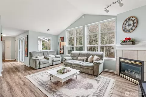 2729 Cody Cir #202, Bellingham, WA 98225