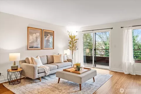 1717 5th Ave N #103, Seattle, WA 98109