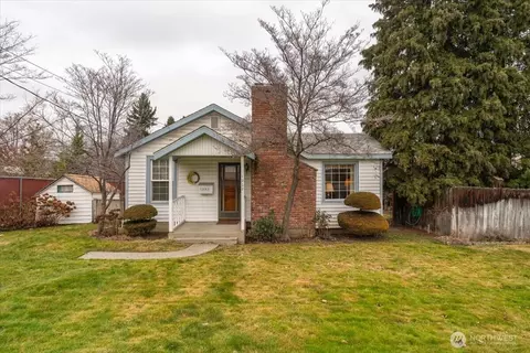 1202 Fifth St, Wenatchee, WA 98801