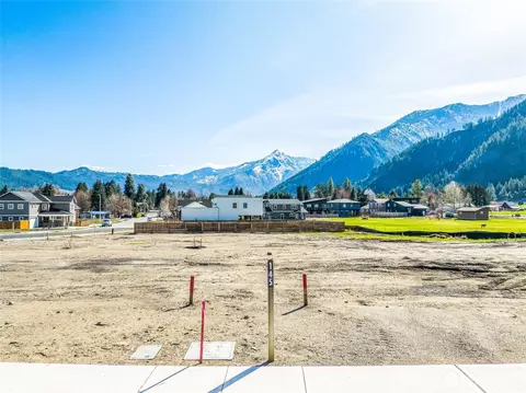 145 Alpenglow Dr, Leavenworth, WA 98826
