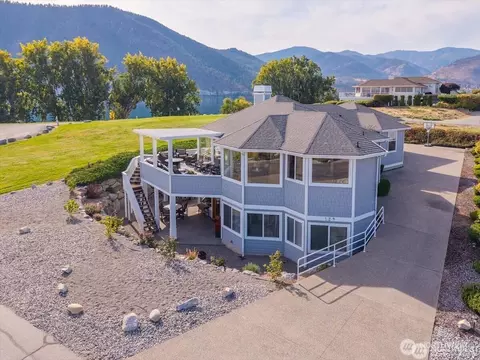 129 Chelan View Dr, Manson, WA 98831