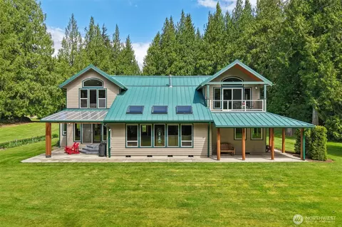 37938 Theo Ln, Concrete, WA 98237